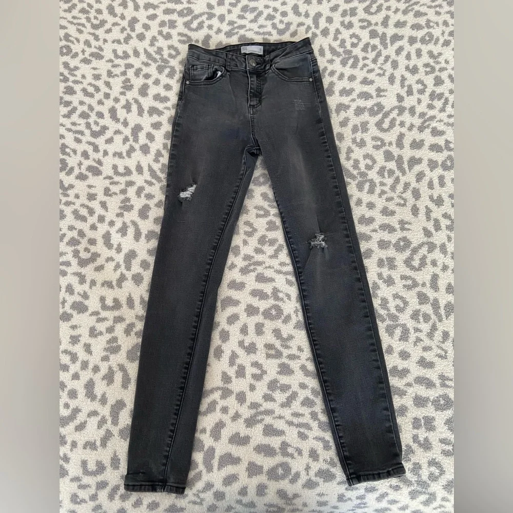 RSQ GIRLS SUPER HIGH RISE JEGGINGS IN WASHED BLACK SIZE 12